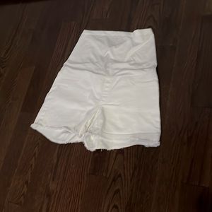 White fray hem maternity jeans, size 31 (12)